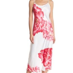 NWT Natori Pink Peony Print Satin Midi Nightgown with Adjustable Straps